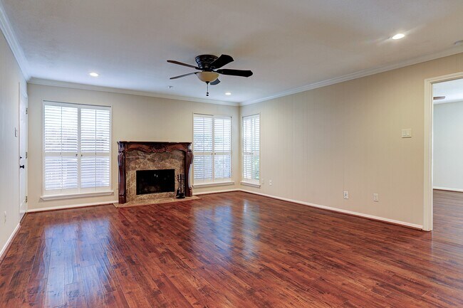 Building Photo - 1201 McDuffie St