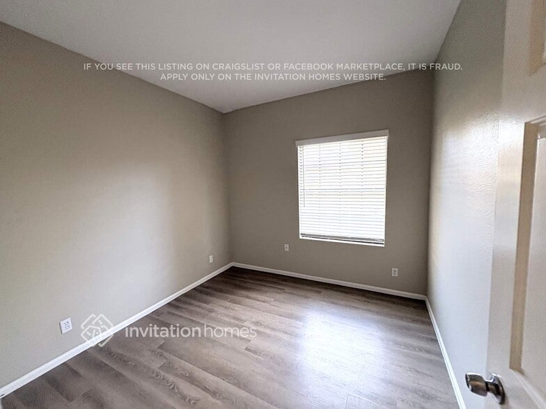 Building Photo - 222 N Heritage Dr