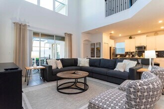 Building Photo - 4319 Scene Ln