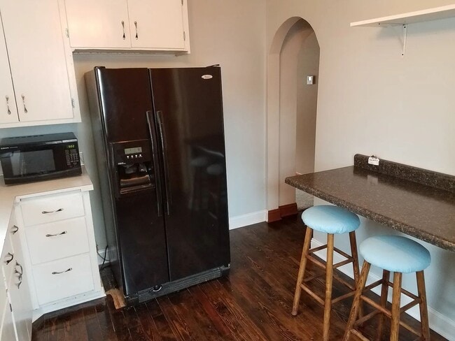 Building Photo - Centrally Located 2 Bed 1 Bath in Appleton