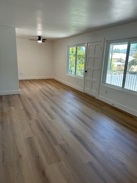 Building Photo - 1112 Napa St