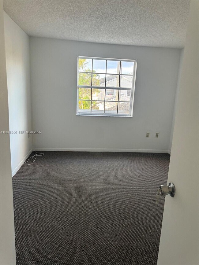 Building Photo - 11864 SW 99th St