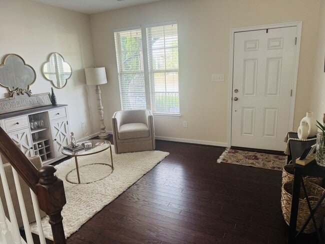 Building Photo - 6901 Swanhaven Dr
