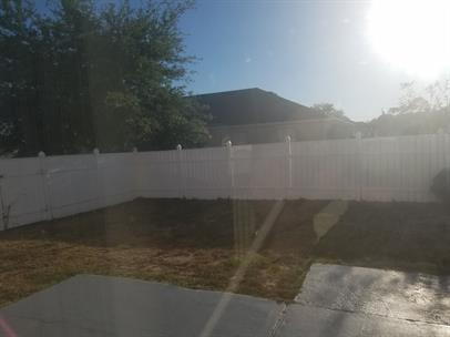 Building Photo - Spacious 4 bedroom, 2.5 bathroom house in Poinciana