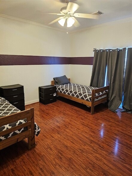 Building Photo - 1211 Lark Ln