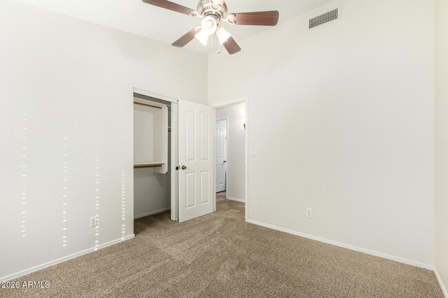 Building Photo - 1180 W Jeanine Dr