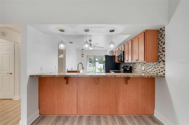 Building Photo - 962 Wildflower Way