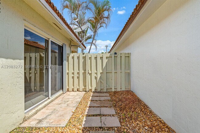 Building Photo - 14364 SW 176th St