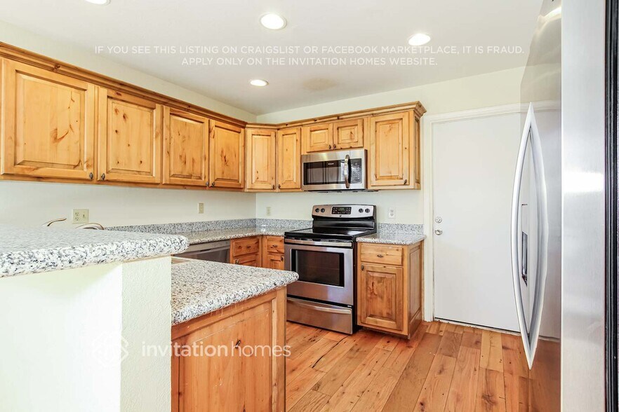 Building Photo - 18285 N 87th Dr