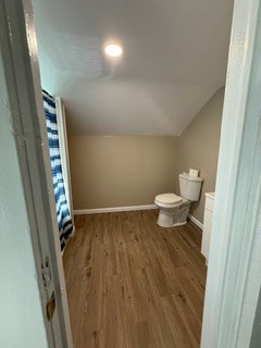 2nd Floor Full Bath - 1514 A 10th Ave