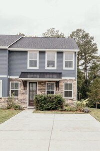 Building Photo - 7807 Park Gate Dr