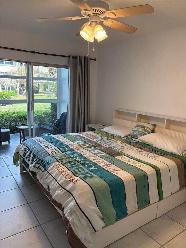 Building Photo - 1481 S Ocean Blvd