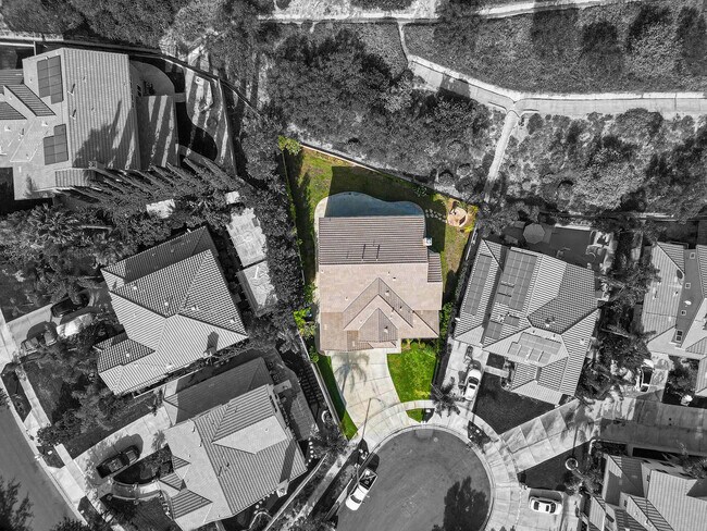 Building Photo - 25617 Henley Way