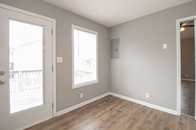 Building Photo - 1913 Timberline Cir