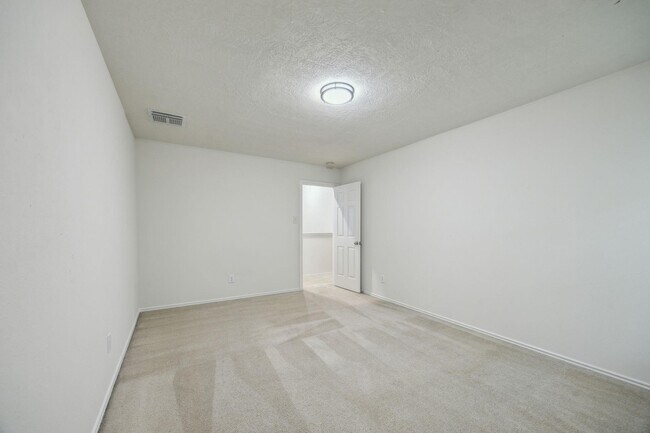 Building Photo - 39 W Sage Creek Pl