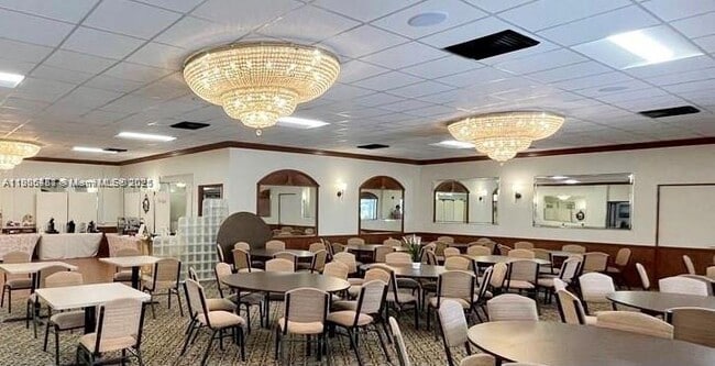 Building Photo - 16658 Hemingway Dr