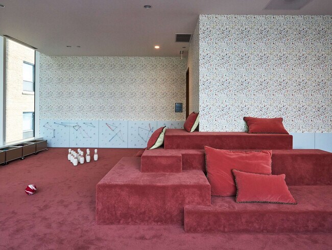 Building Photo - 1000 S Michigan Ave