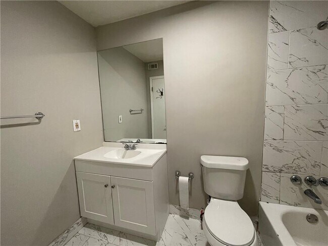 Building Photo - 906 Parkaire Crossing