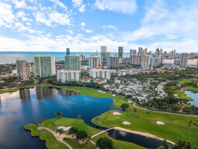 Building Photo - 19900 E Country Club Dr