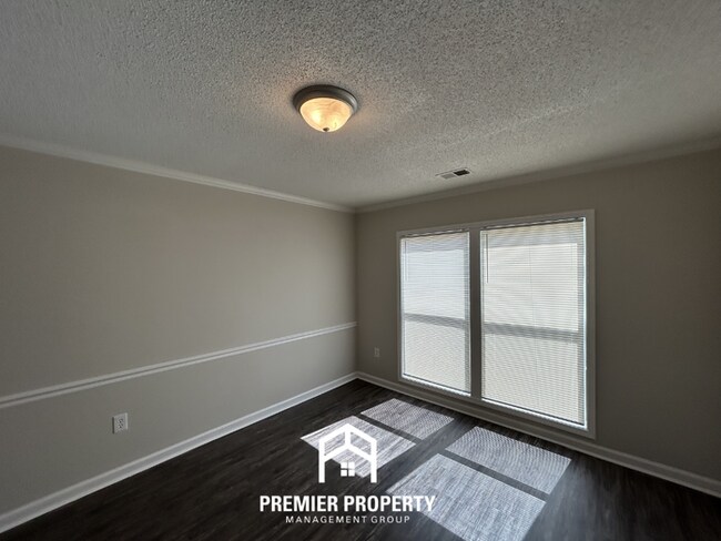 Building Photo - NEWLY RENOVATED 4BR/2.5BA Luxury Home | 2,613 Sq Ft, Vaulted Ceilings & Soaking Tub