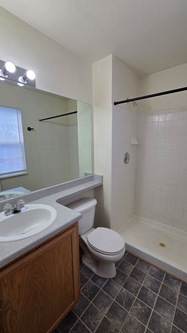 Building Photo - 7238 Banberry Dr