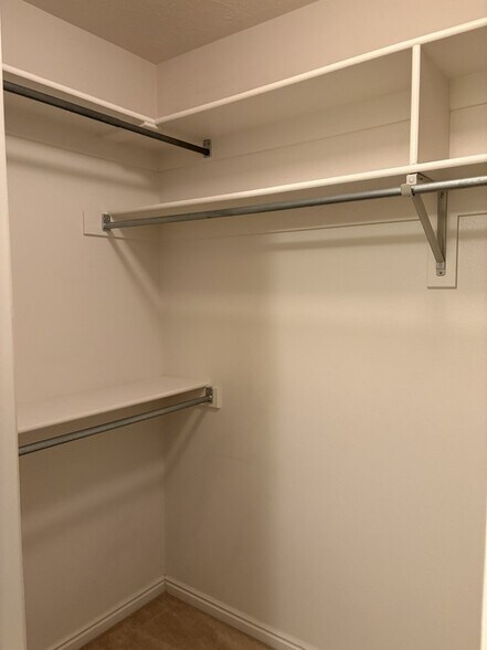 Building Photo - 1464 S 430 W