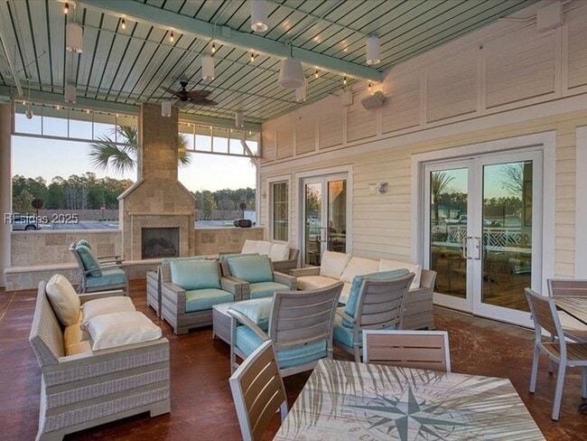 Building Photo - 1388 Good Life Wy