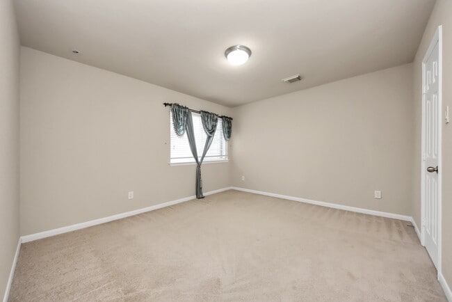 Building Photo - 1251 Glenwood Canyon Ln