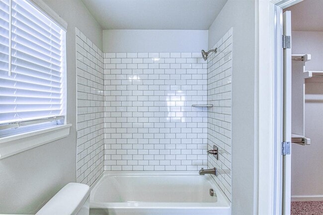 Building Photo - 3313 Mt Nebo Dr