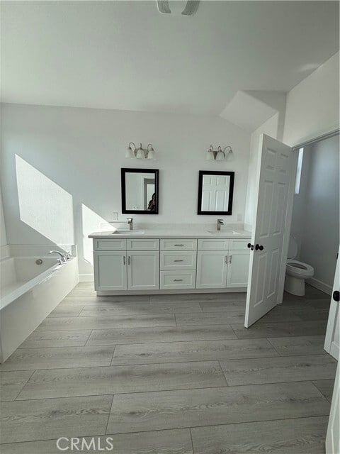 Building Photo - 6590 Almeria Ave