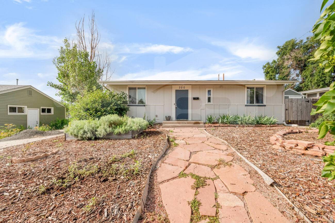 Building Photo - 320 Cuchara St