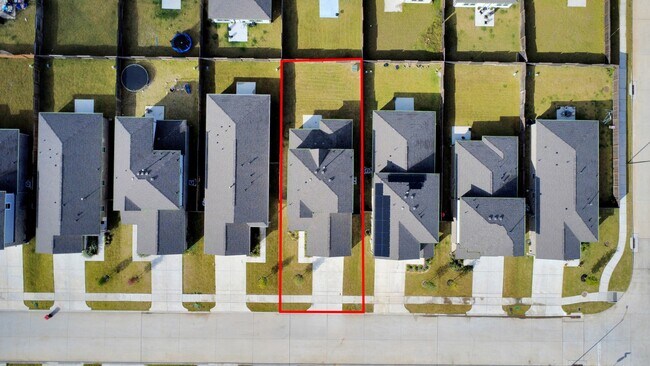 Building Photo - 5819 Blue Grama Dr