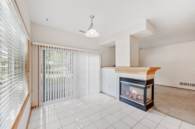 Building Photo - Village Run Avenue