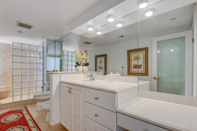 Building Photo - 4000 N Ocean Dr