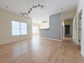 Building Photo - 64 Clingman Ave