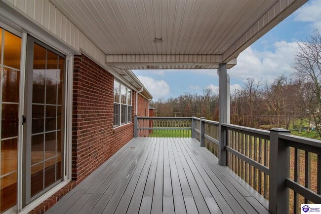 Building Photo - 243 Emmaus Cir