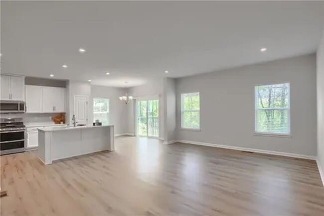 Building Photo - McConnell Trails 3 Bedroom, 2.5 Bathroom T...
