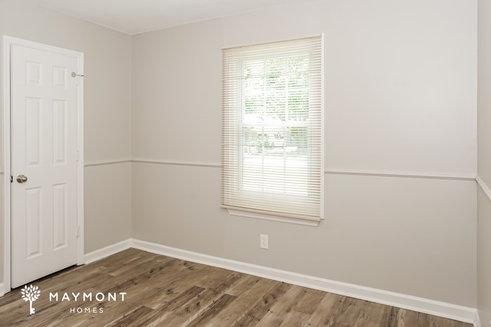 Building Photo - 13905 SW Clovis Cir