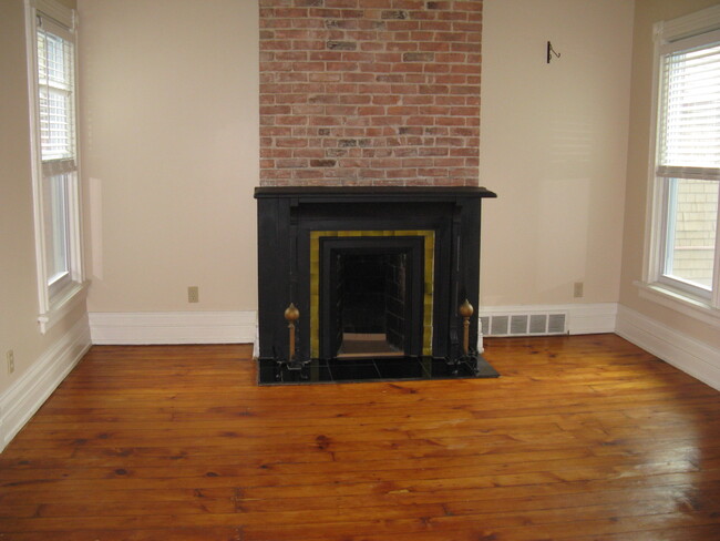 Dining Room - 34 Saint Johns Pl