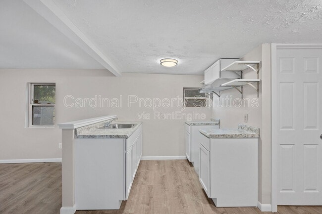 Primary Photo - 2520 Grand Blvd
