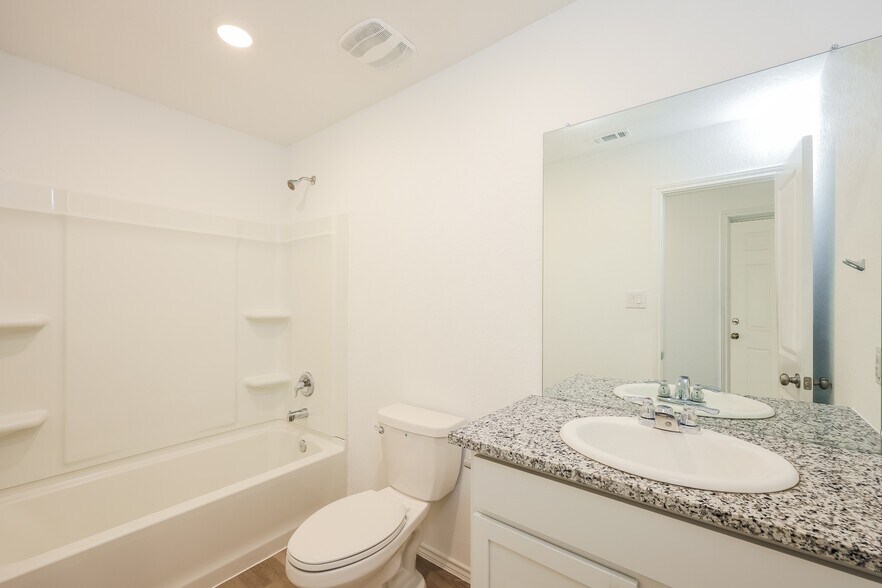 Building Photo - 14742 Southton Basin