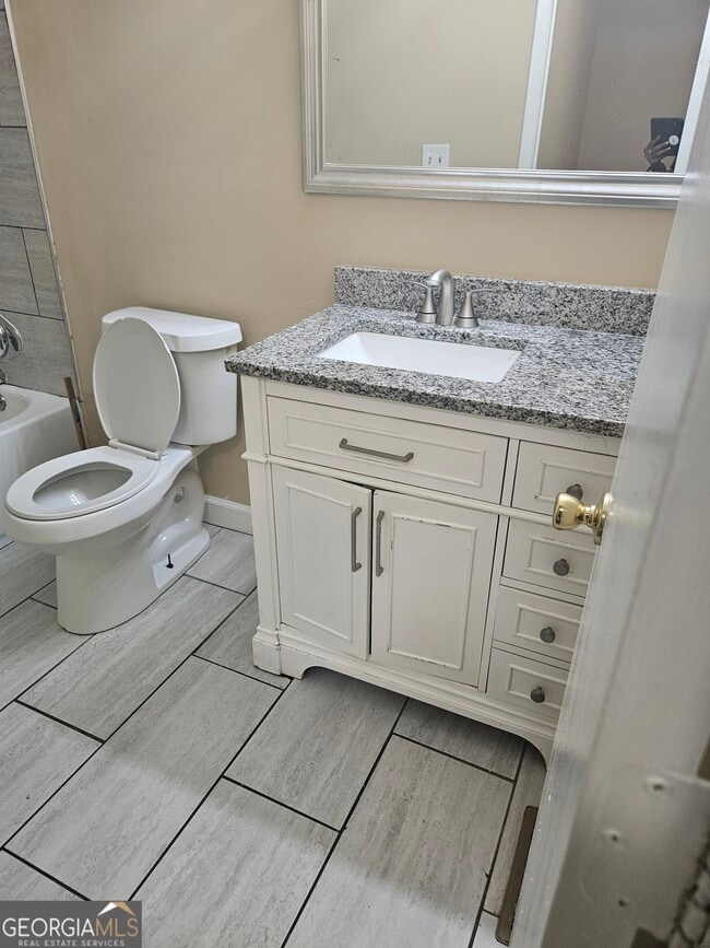 Building Photo - 3195 Highpoint Ct