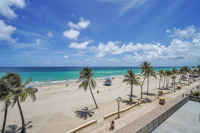 Building Photo - 400 N Surf Rd