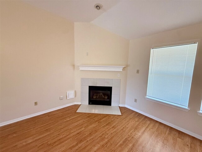 Building Photo - 1214 28th Ave N