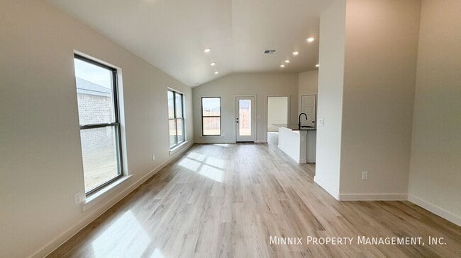 Building Photo - 7213 7th St