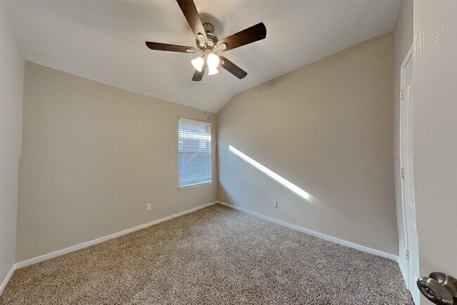 Building Photo - 17210 Brookhollow Trace Ct