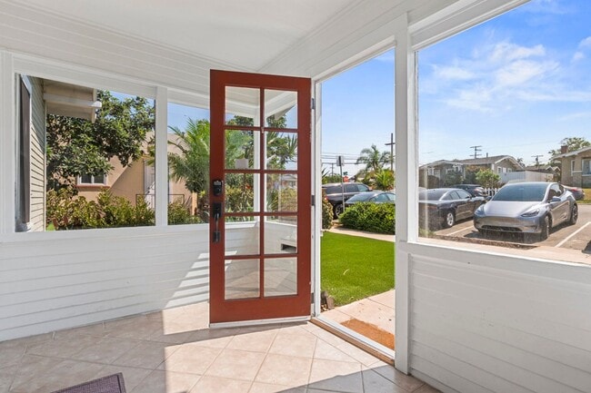 Building Photo - 4586-4590 Arizona Street-4586 Arizona St