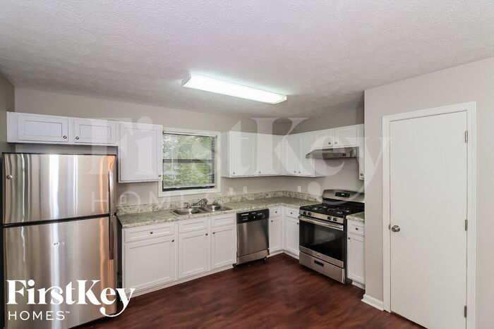 Building Photo - 1190 Lightfoot Dr