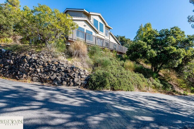 Building Photo - Oceanview Mountain Retreat Home On 3+ Acres