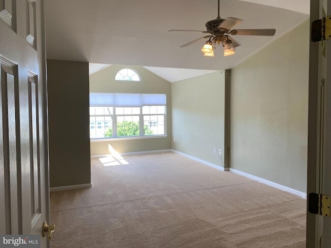 Building Photo - 47344 Blackwater Falls Terrace